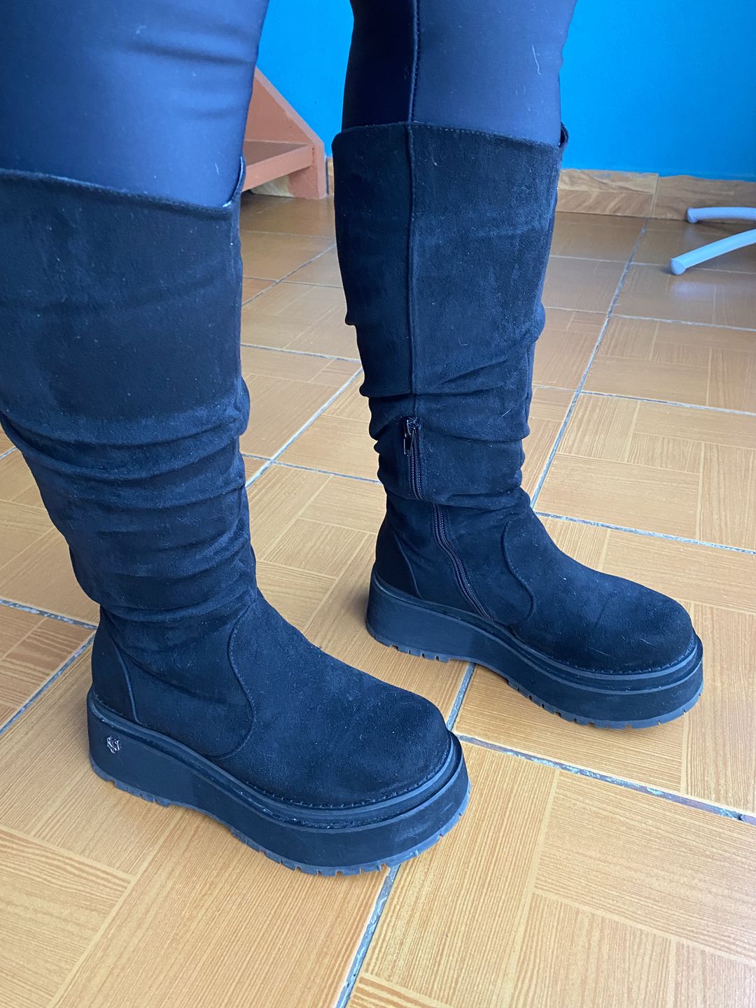 Customer photo review of BOTA NEGRA 15092