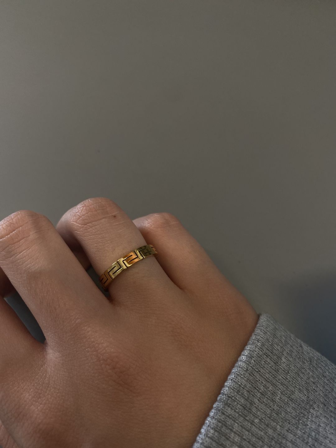 Customer photo review of Troja Ring | 18K vergoldet