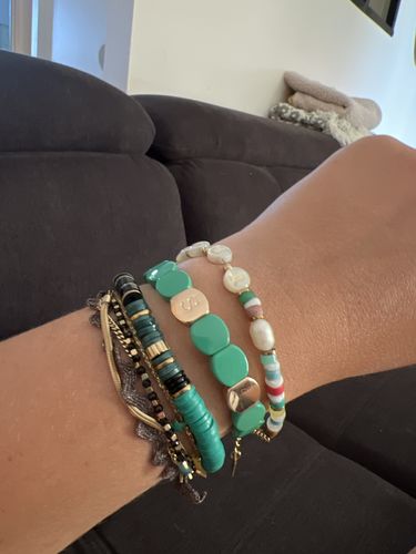 Customer photo review of COLORFUL Vert Pastel