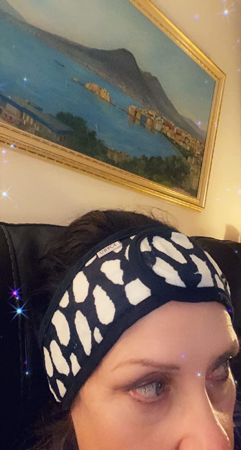 Customer photo review of Casablanca Spa Headband
