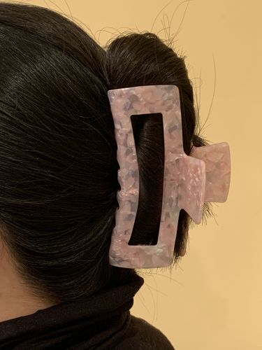 Customer photo review of XL Dreamy Claw Clip