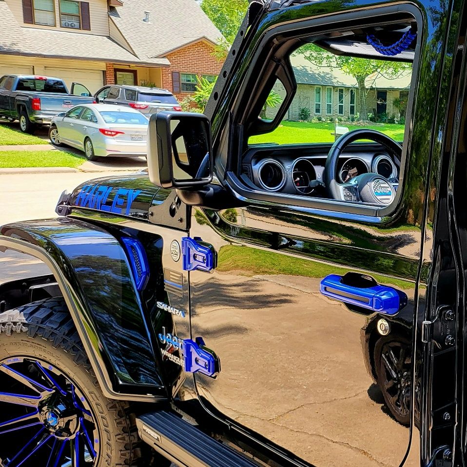 Customer photo review of First Responder Flag Steering Wheel Decal for Jeep