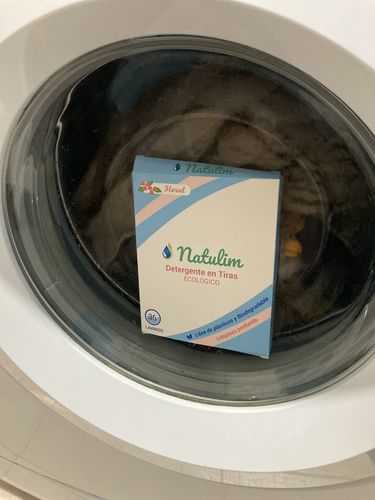 Customer photo review of Eco-Tiras de Detergente 40 lavados Natulim