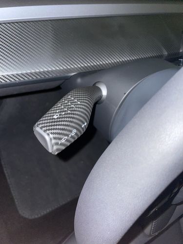 Customer photo review of Gear Shift Covers Carbon Fiber for Tesla Model 3 & Y