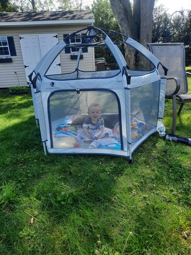 Customer photo review of Pop N' Go® Playpen