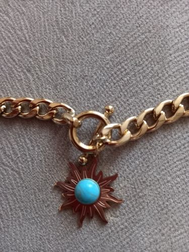 Customer photo review of Halskette mit Sonnenanhänger aus Türkis
