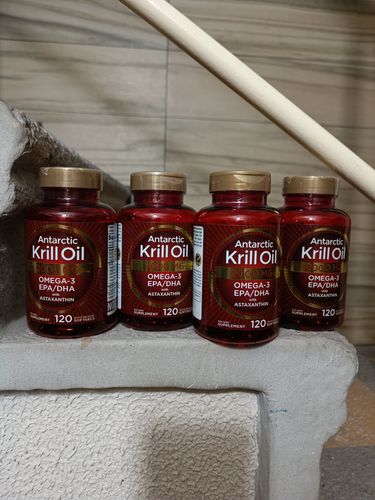 Customer photo review of Aceite de Krill con Astaxantina 2000 MG Carlyle