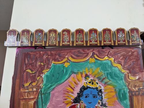 Customer photo review of 12 Azhwars Table Stand / Wall Hanging
