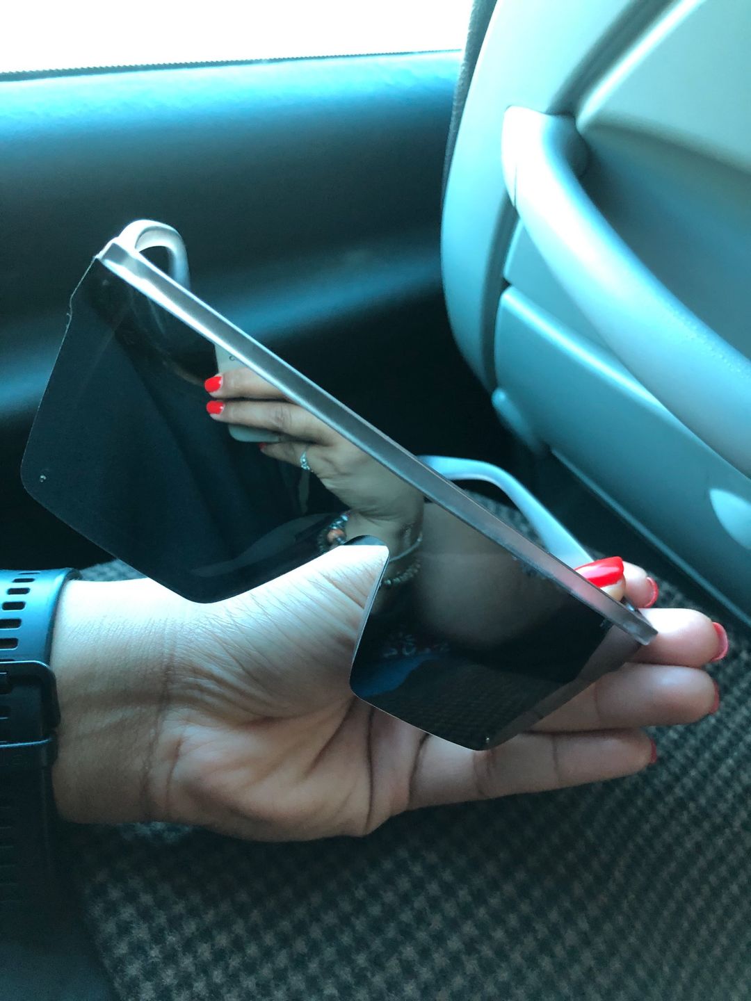 Customer photo review of Selena Deluxe