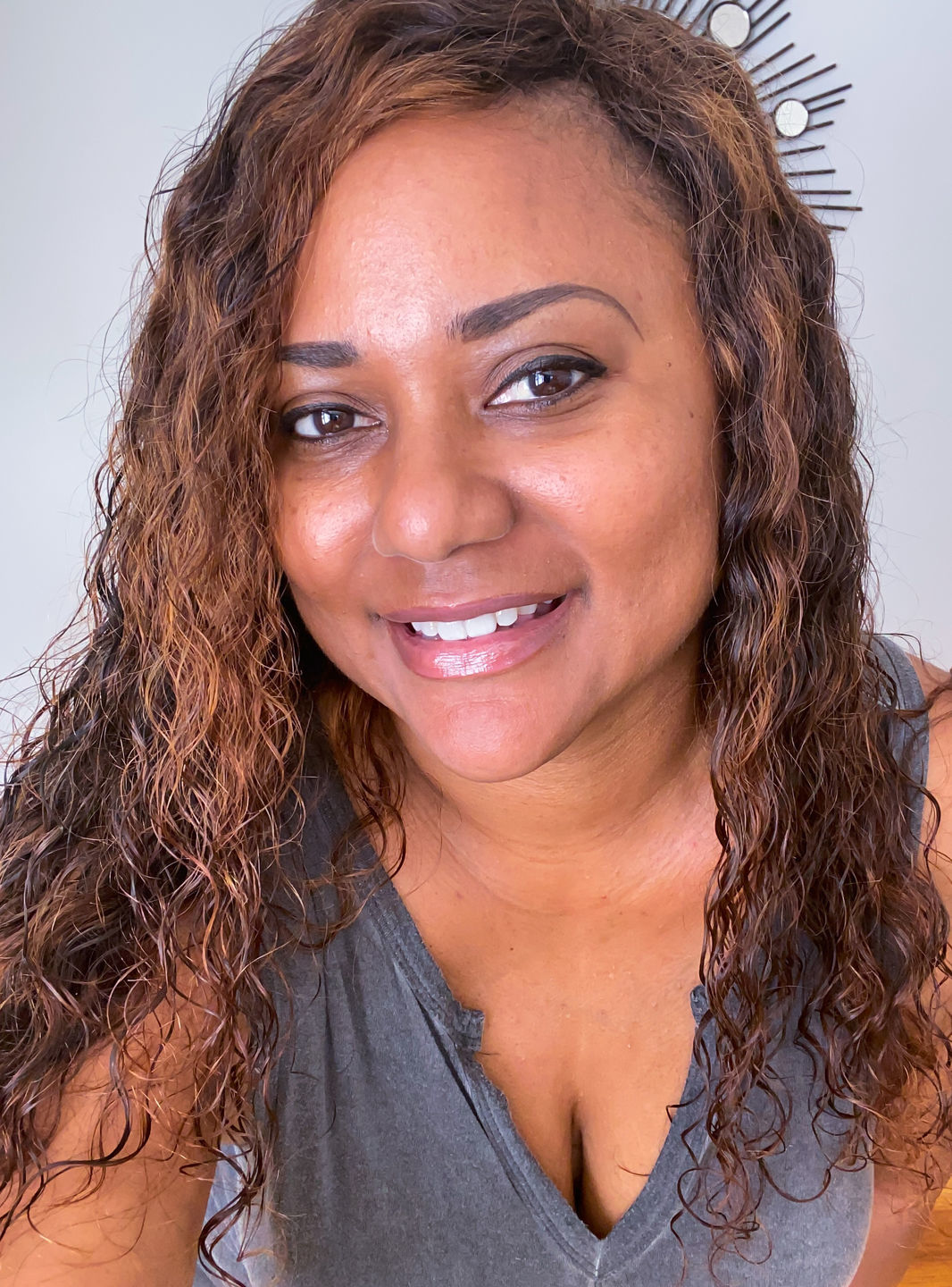 Customer photo review of Dominique - Virgin Cambodian Hair - Thin-Part Wig