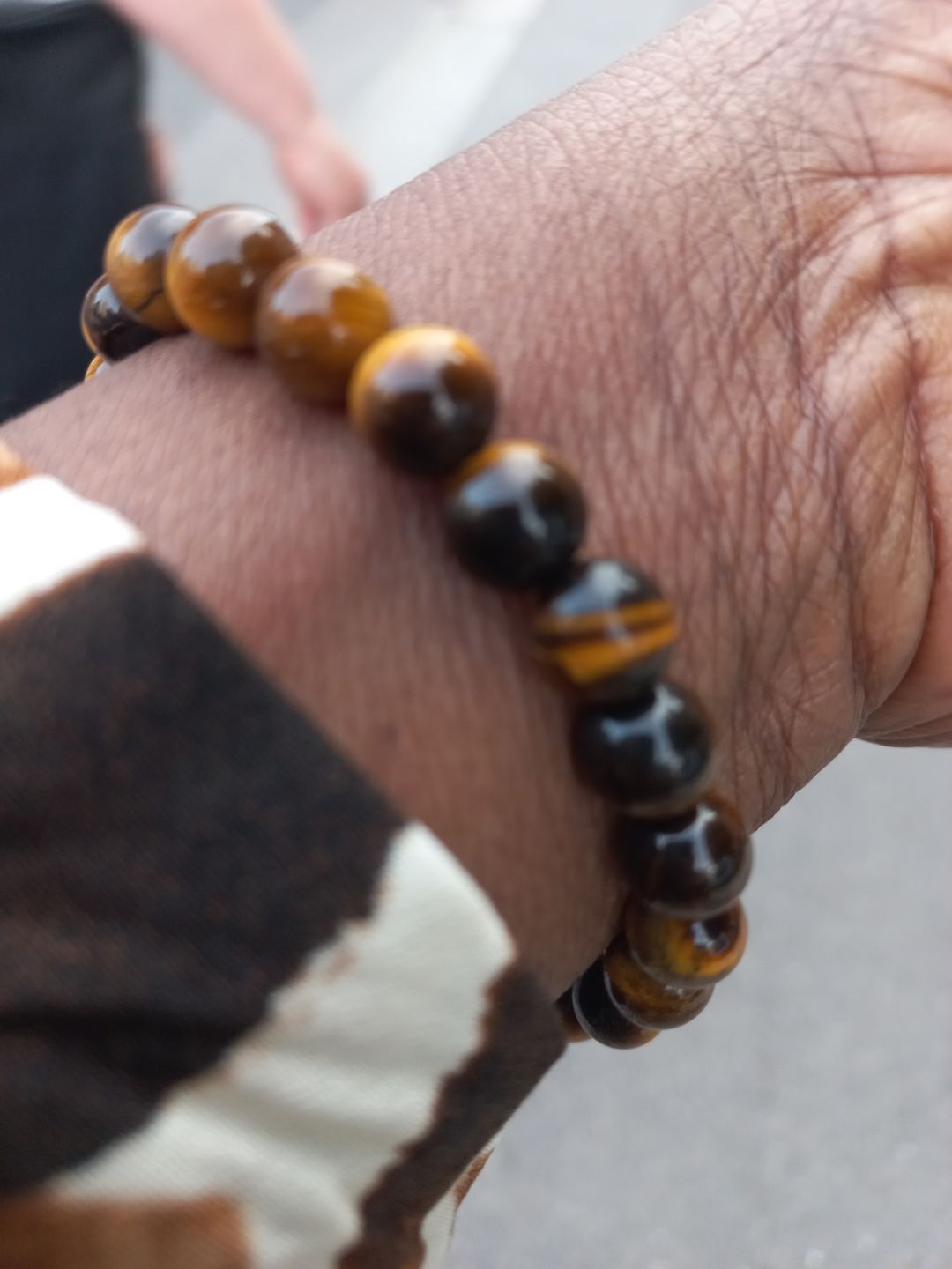Customer photo review of Bracelet Oeil de Tigre 8mm