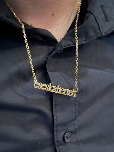 Customer photo review of ES ESKALIERT EH - Halskette