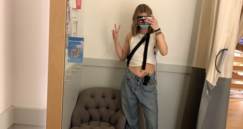 Customer photo review of Vintage Tommy Hilfiger Carpenter Denim Jeans Size 32 x 32