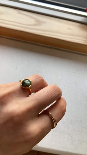 Customer photo review of Irregular Labradorite Ring (Gold)