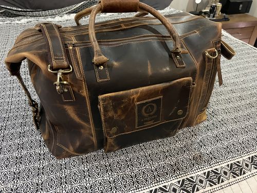 Customer photo review of Branson Leather Weekend Bag