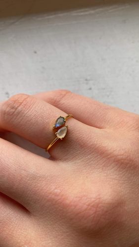 Customer photo review of Labradorite Teardrop Ring (Gold)