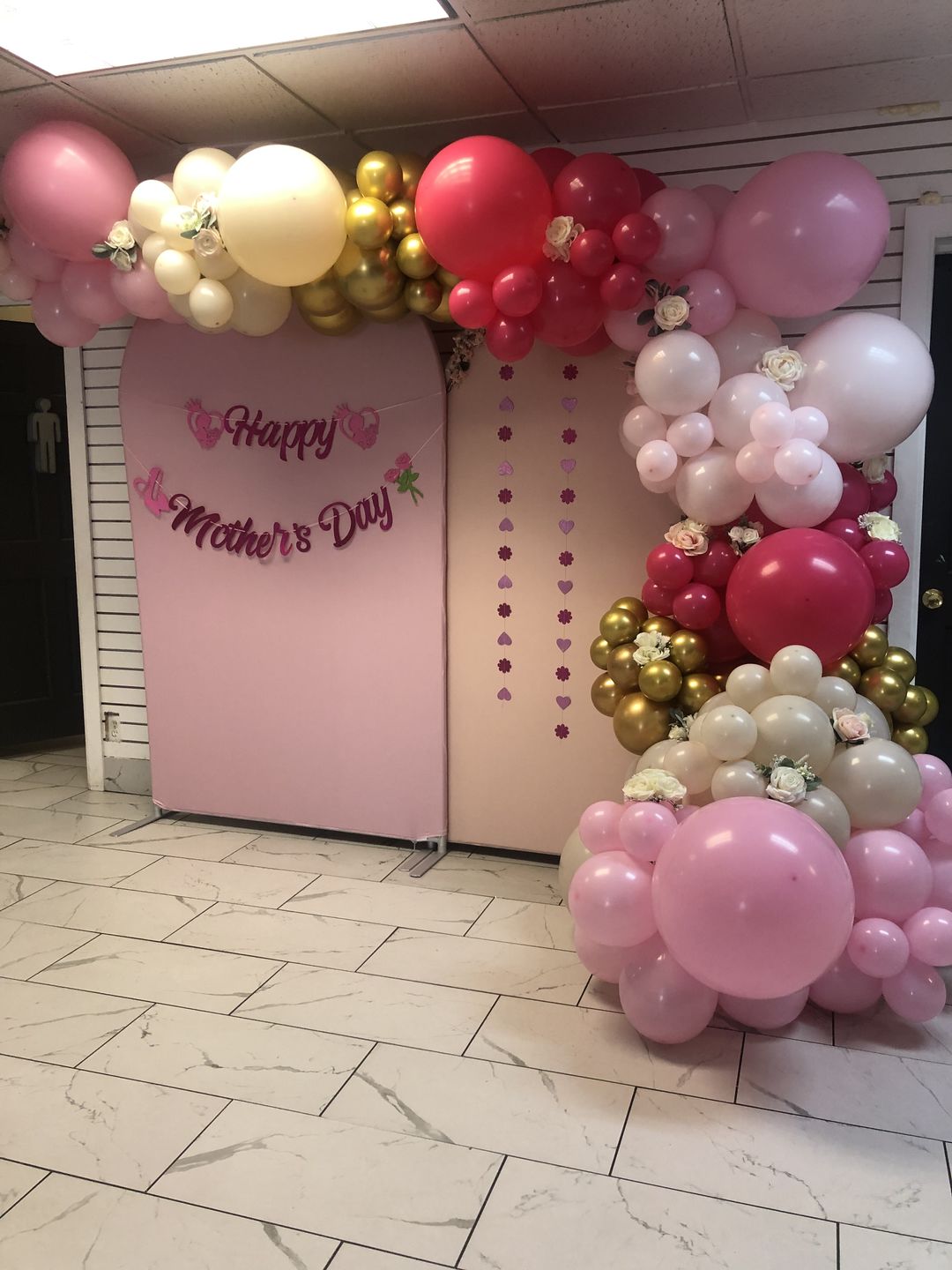 Customer photo review of Chiara Backdrop Wall Set, Arched Wall Set Birthday&Baby Shower&Wedding Party Decoration