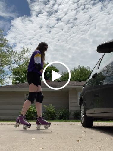 Customer video review of ParkStar Park Roller Skates