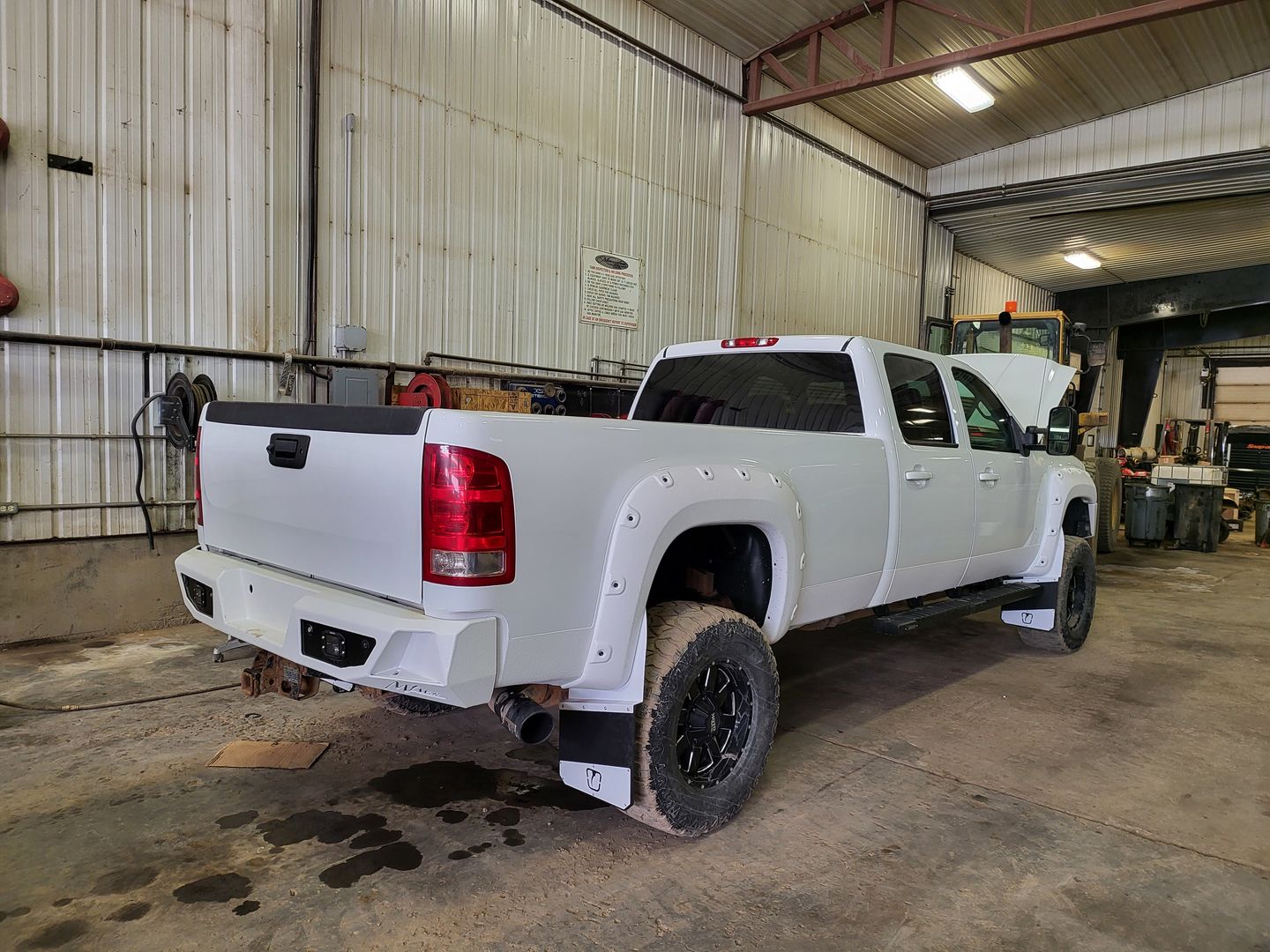 Customer photo review of Trigger Industries Standard Height Mud Flaps