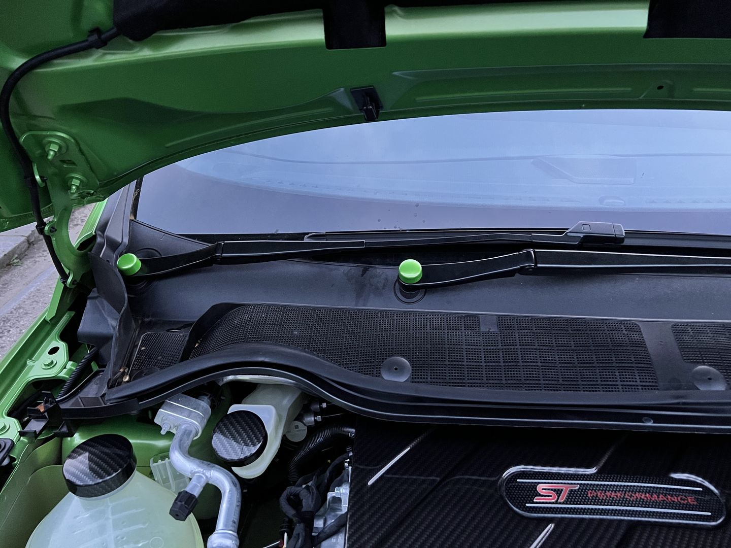 Customer photo review of Wiper Arm Bolt Rubber Covers - Mk7/7.5/8/8.5 Fiesta