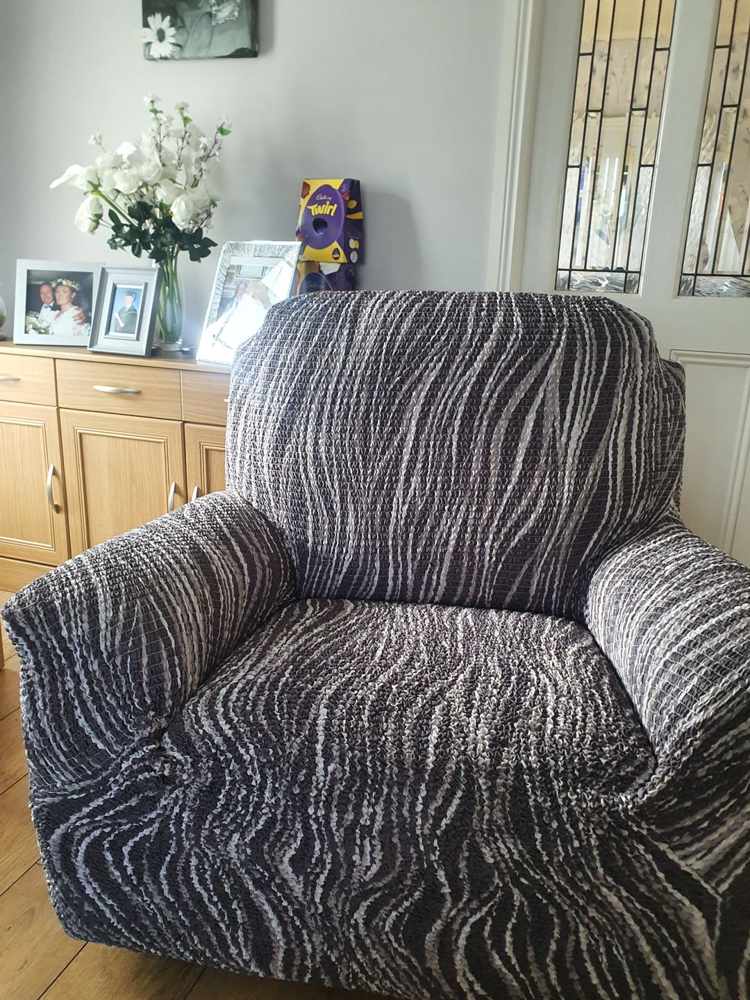 Customer photo review of Arm Chair Cover - Grey, Universo Microfibra Printed
