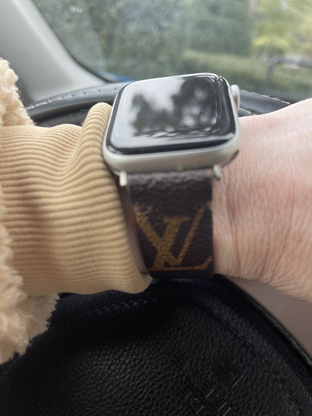 Customer photo review of Apple Watch Band Classic LV Monogram