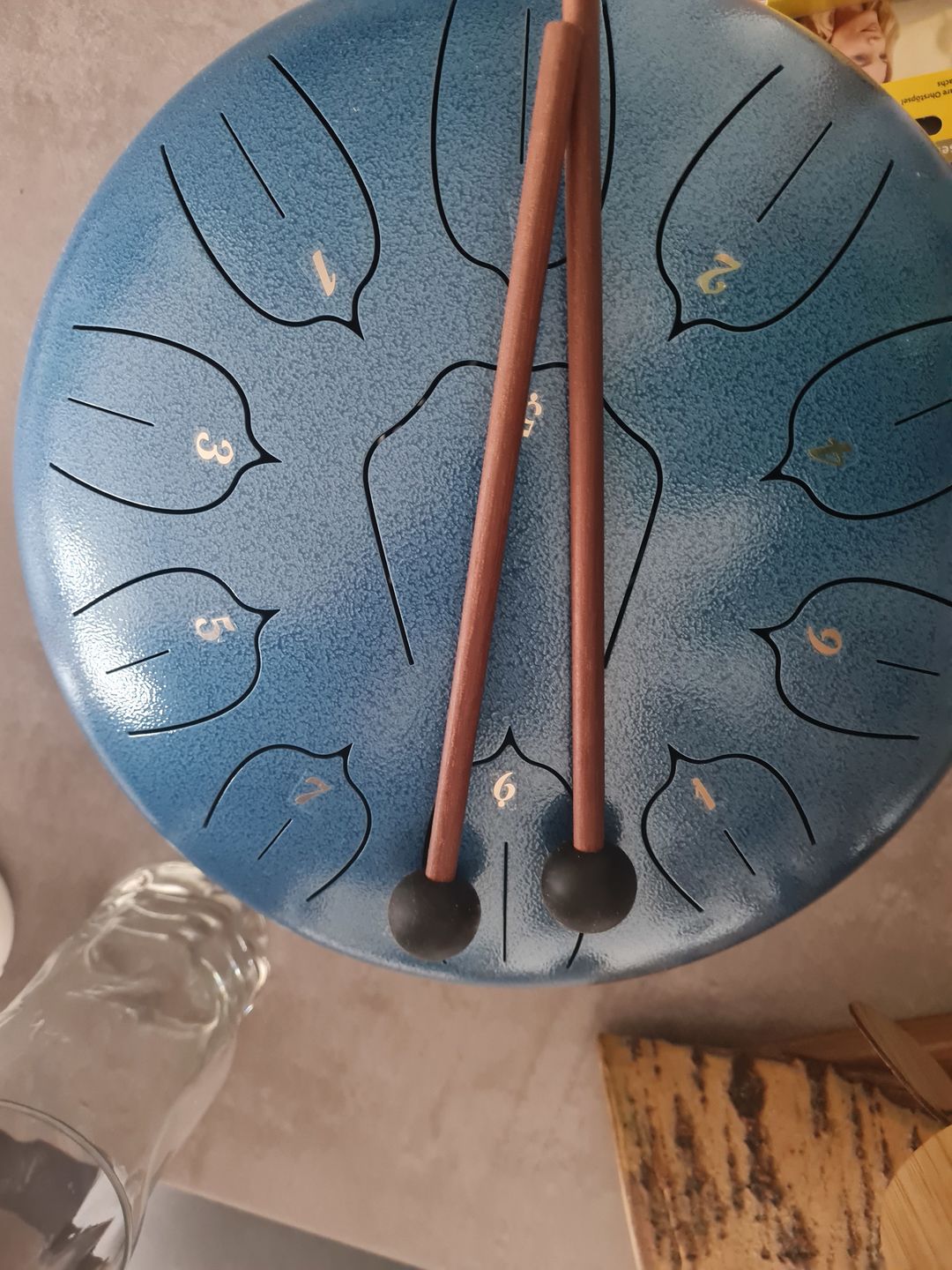 Customer photo review of Sonodrum Zungentrommel - "Standard" - Handgefertigt - 30cm - 11 Zungen - D-Dur