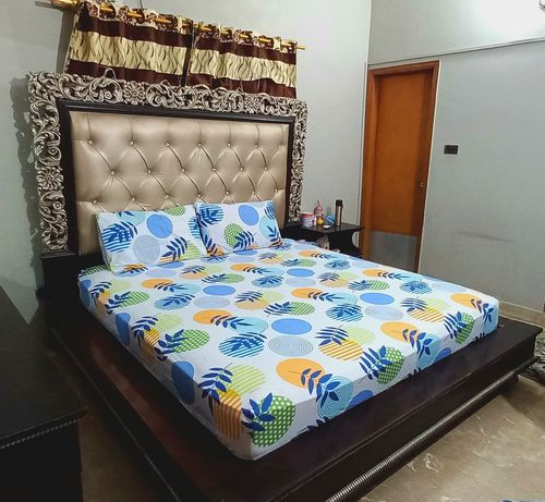 Customer photo review of Mckim-Fitted Sheet Set