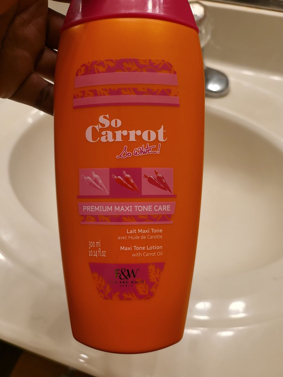 Customer photo review of Fair and White So Carrot Brightening Serum 30ml / 1 fl. oz