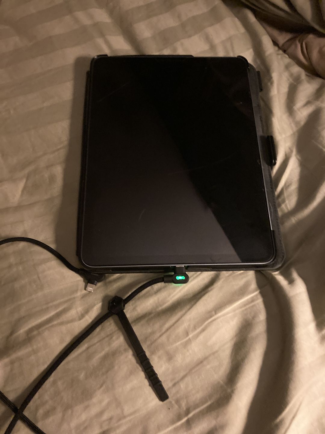 Customer photo review of The Titan Smart Cable™