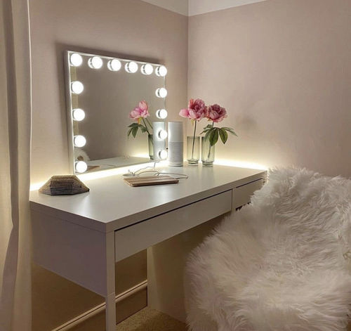 Customer photo review of Hollywood Mirror Medium "CELEBRITY"