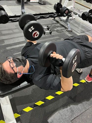 Customer photo review of Guantes Pesas GRAB Hombre