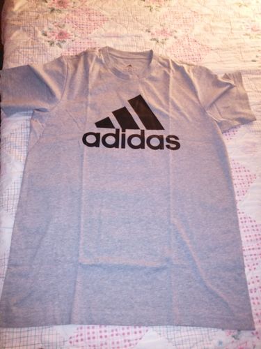 Customer photo review of ADIDAS MEN'S ESSENTIALS BIG LOGO TEE