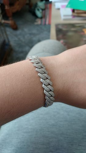 Customer photo review of PRONG. - 13MM WHITE GOLD