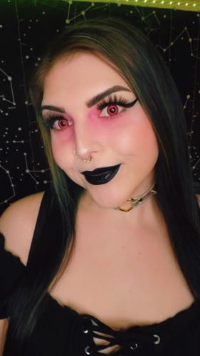 Customer photo review of Anime Yandere Pink Colored Contact Lenses