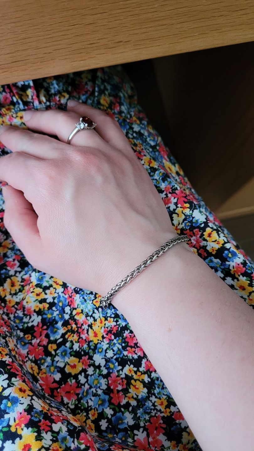 Customer photo review of 4mm Wheat Chain Bracelet