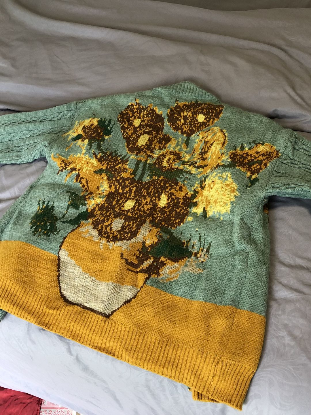 Customer photo review of Van Gogh Vintage Cardigan Knit Sweater