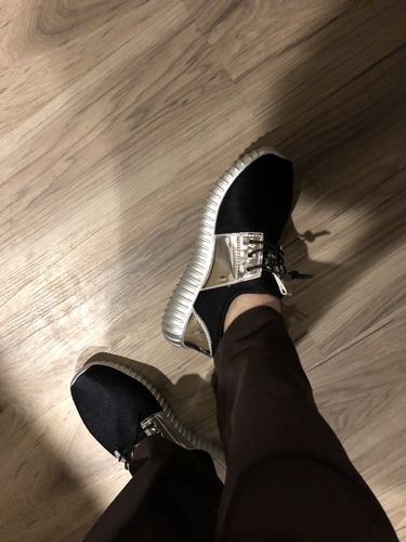 Customer photo review of Astra Sneakers - Instant Foot Pain Relief