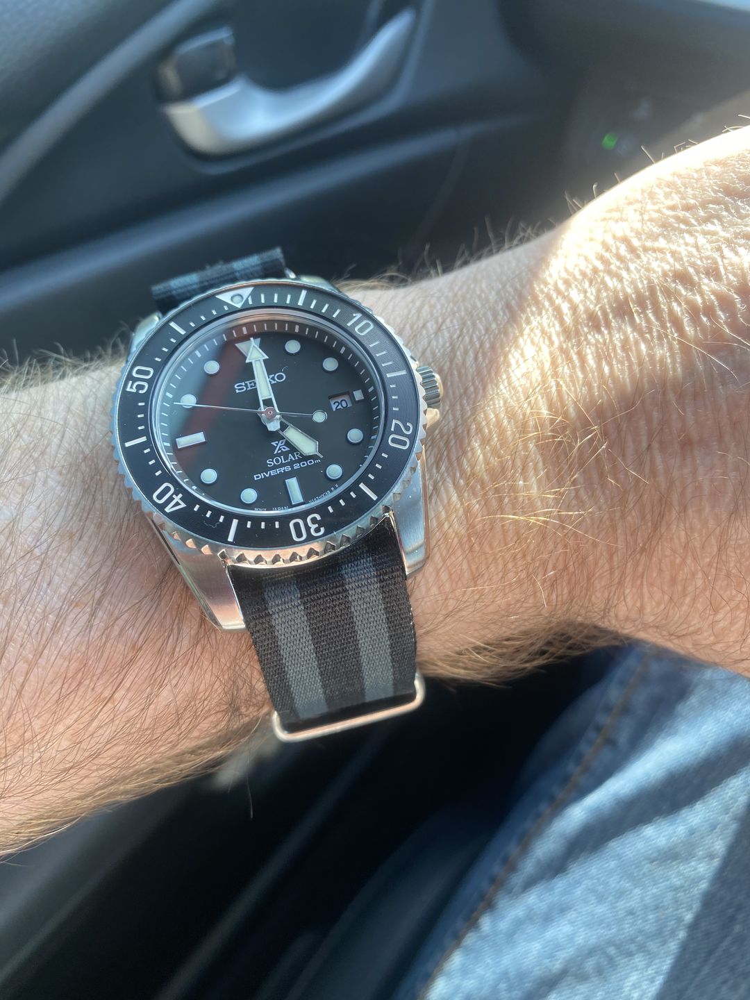 Customer photo review of Heat-Welded Plain Color Variant Mafia Strap 18, 20mm