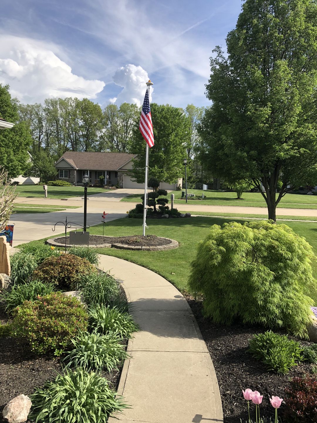 Customer photo review of 42 LED Outdoor Solar Power Flag Pole Lights