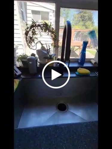 Customer video review of Imperium Touch Control Dual Function Pull Out Spout Kitchen Faucet