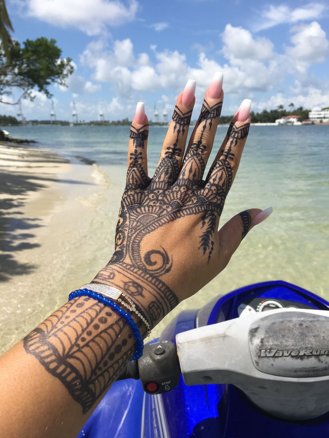 Customer photo review of 1 oz. Bottle of Fresh Jagua tattoo Gel