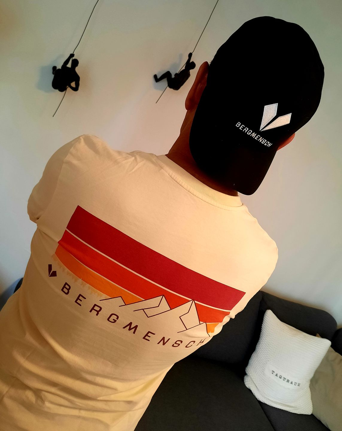 Customer photo review of Mountain Sunset - Herren Premium Organic Shirt