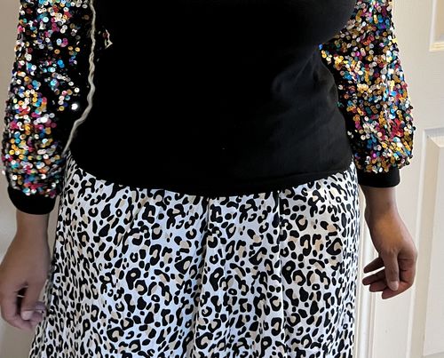 Customer photo review of High-Waist Leopard Skirt