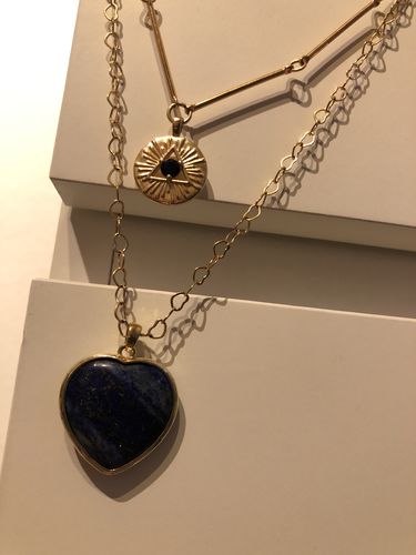 Customer photo review of "AUGE DER VORSEHUNG" SCHUTZKETTE AUS LAPISLAZULI