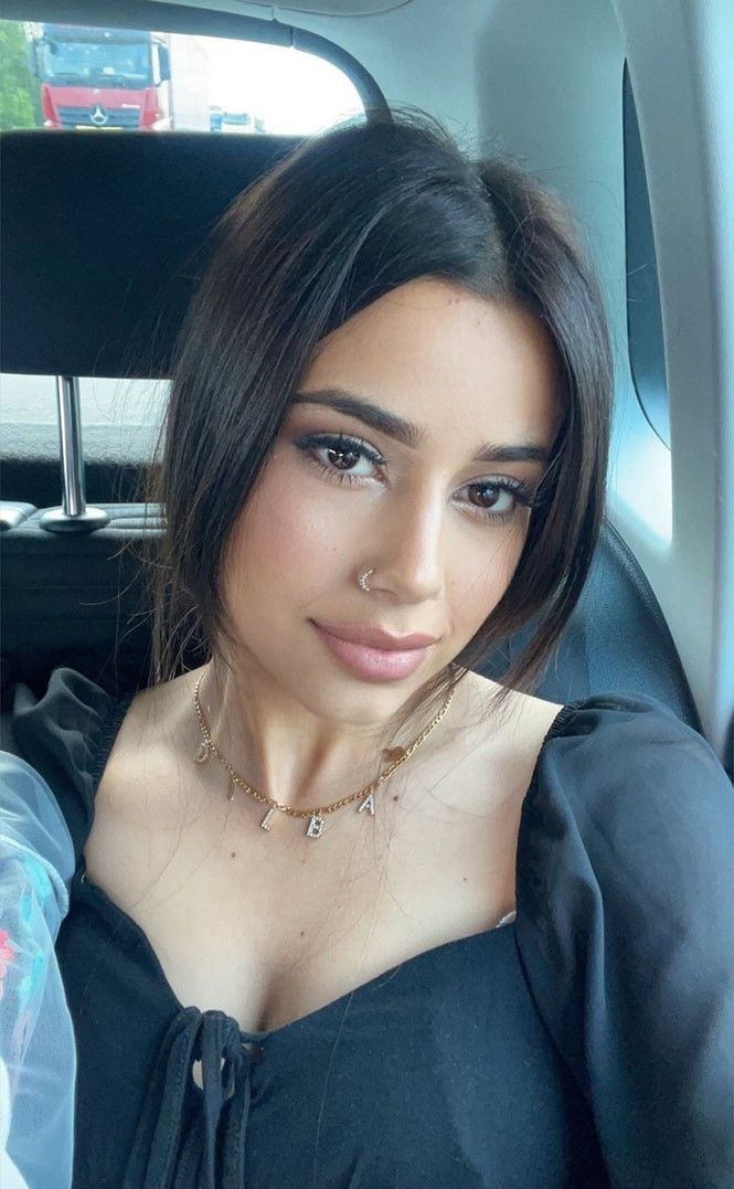 Customer photo review of Namenskette | 18K vergoldet