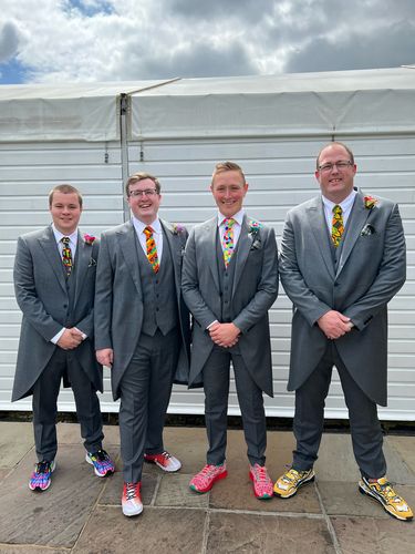 Customer photo review of 3 Neck Tie Set