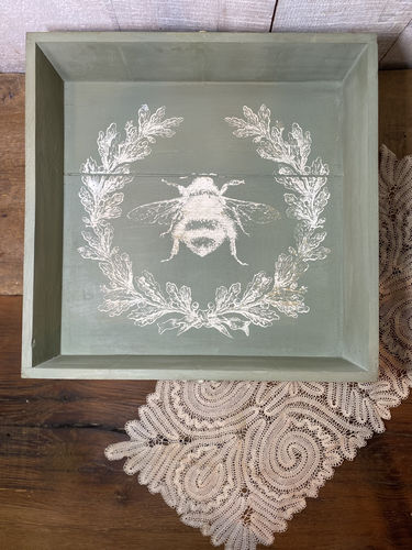 Customer photo review of Queen Bee - Mesh Stencil 12x12