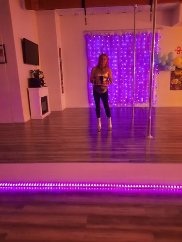 Customer photo review of Metal Liquid Zip-Up Vest