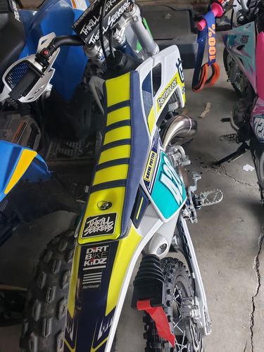 Customer photo review of Custom Gripper Seat Cover
